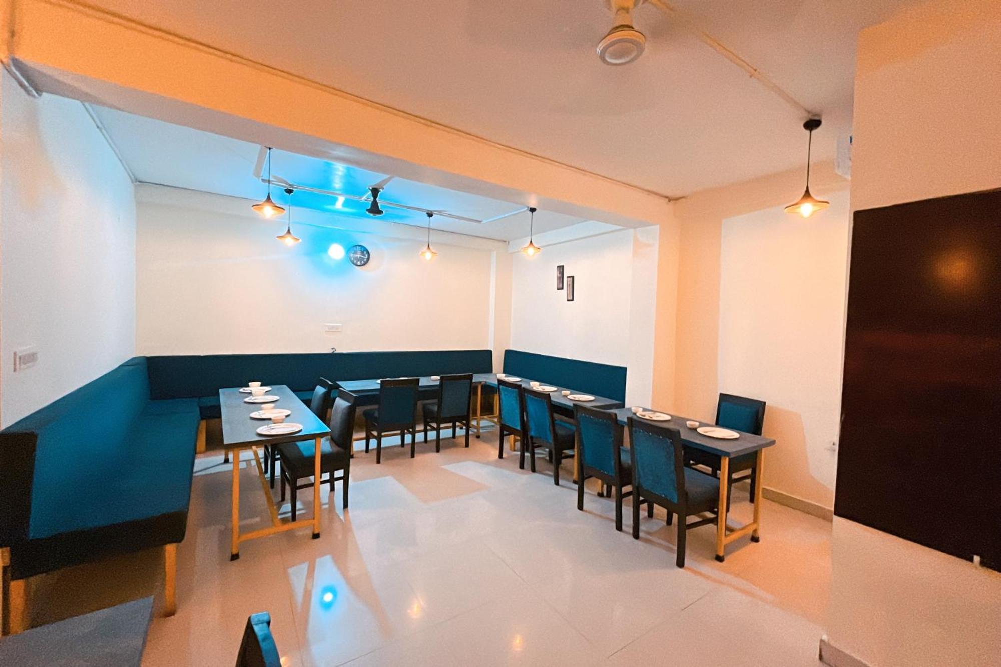 Ganga Ashoka Hotel רישיקש מראה חיצוני תמונה