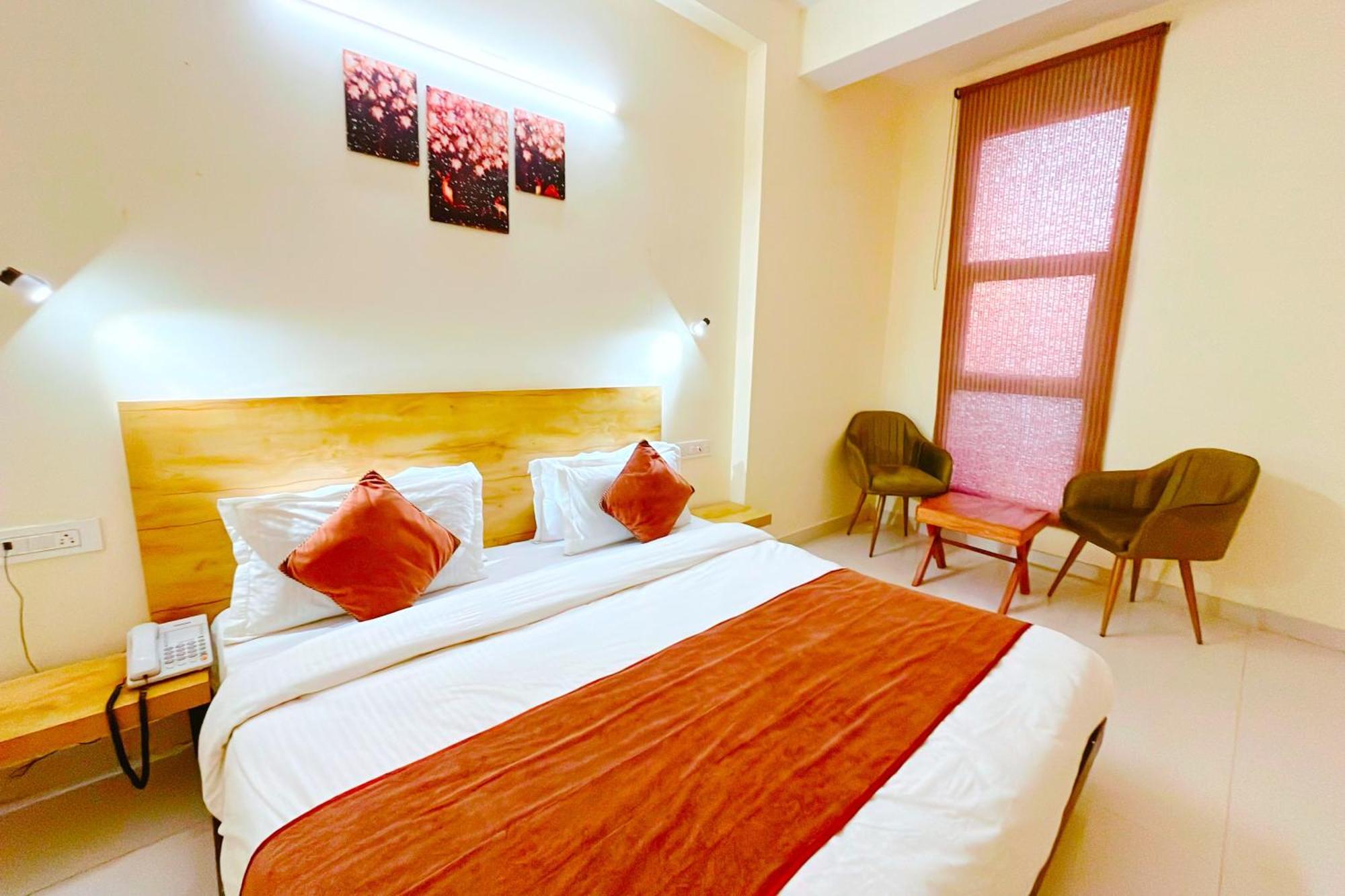 Ganga Ashoka Hotel רישיקש מראה חיצוני תמונה