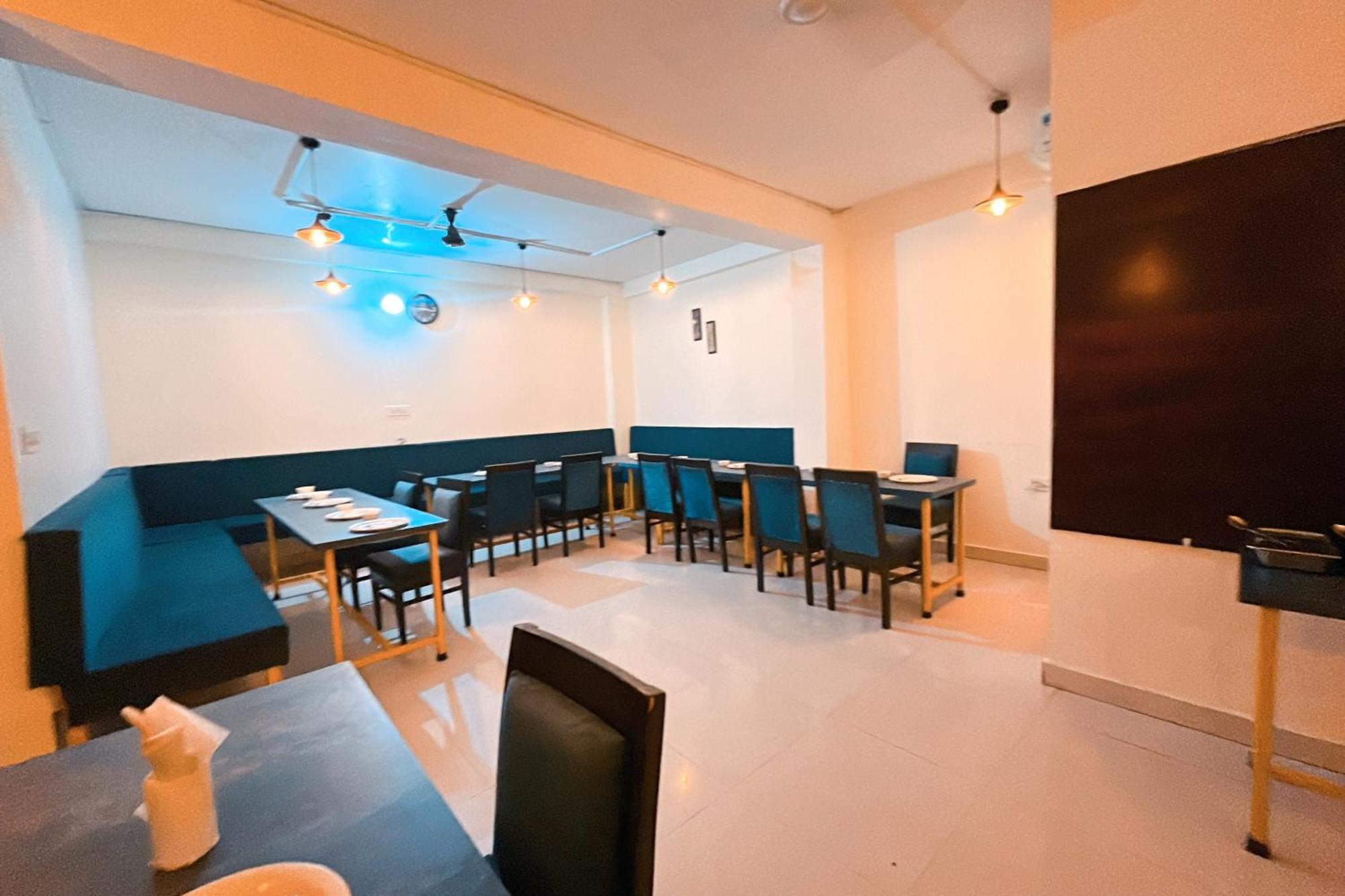 Ganga Ashoka Hotel רישיקש מראה חיצוני תמונה
