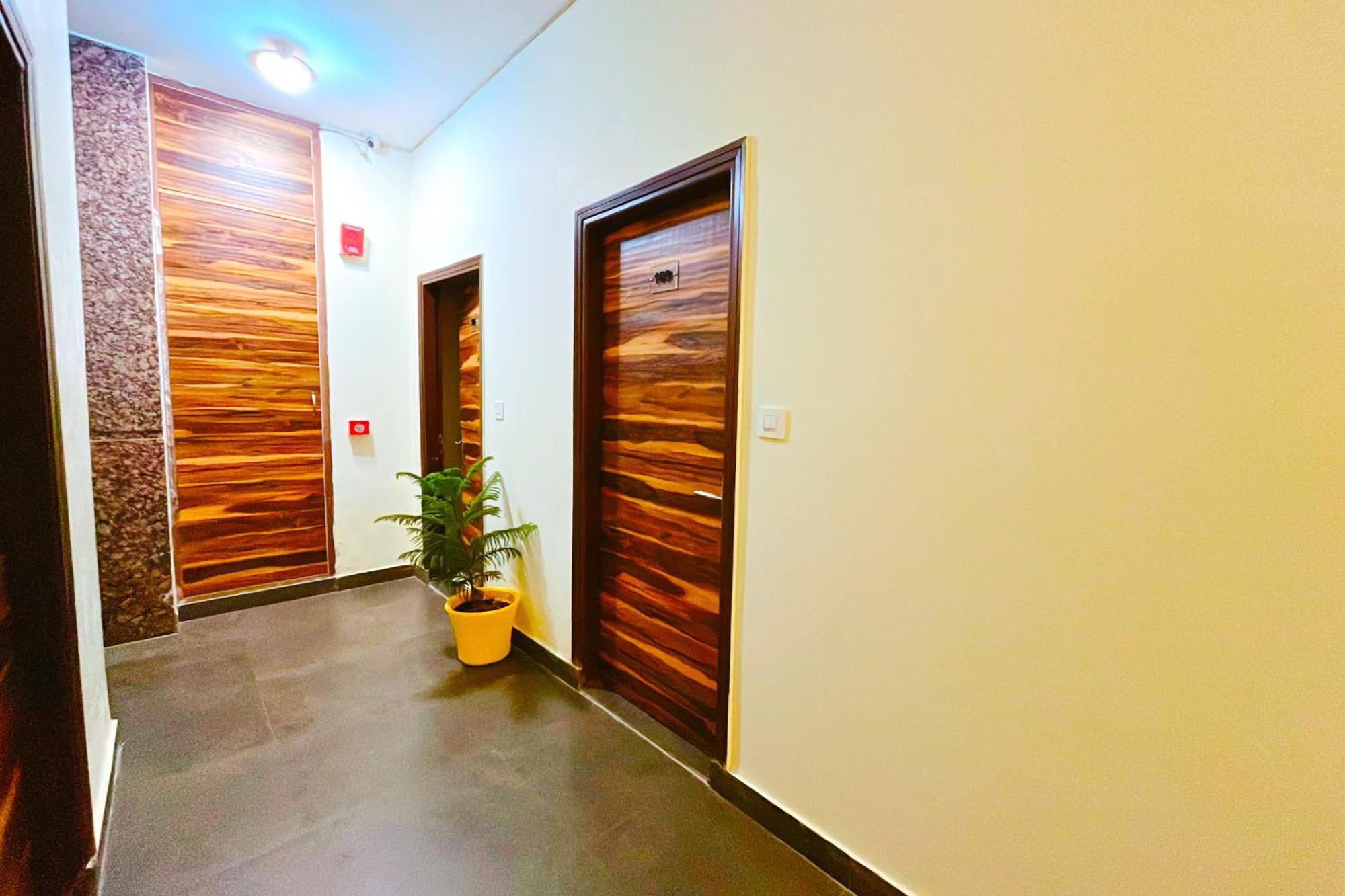 Ganga Ashoka Hotel רישיקש מראה חיצוני תמונה