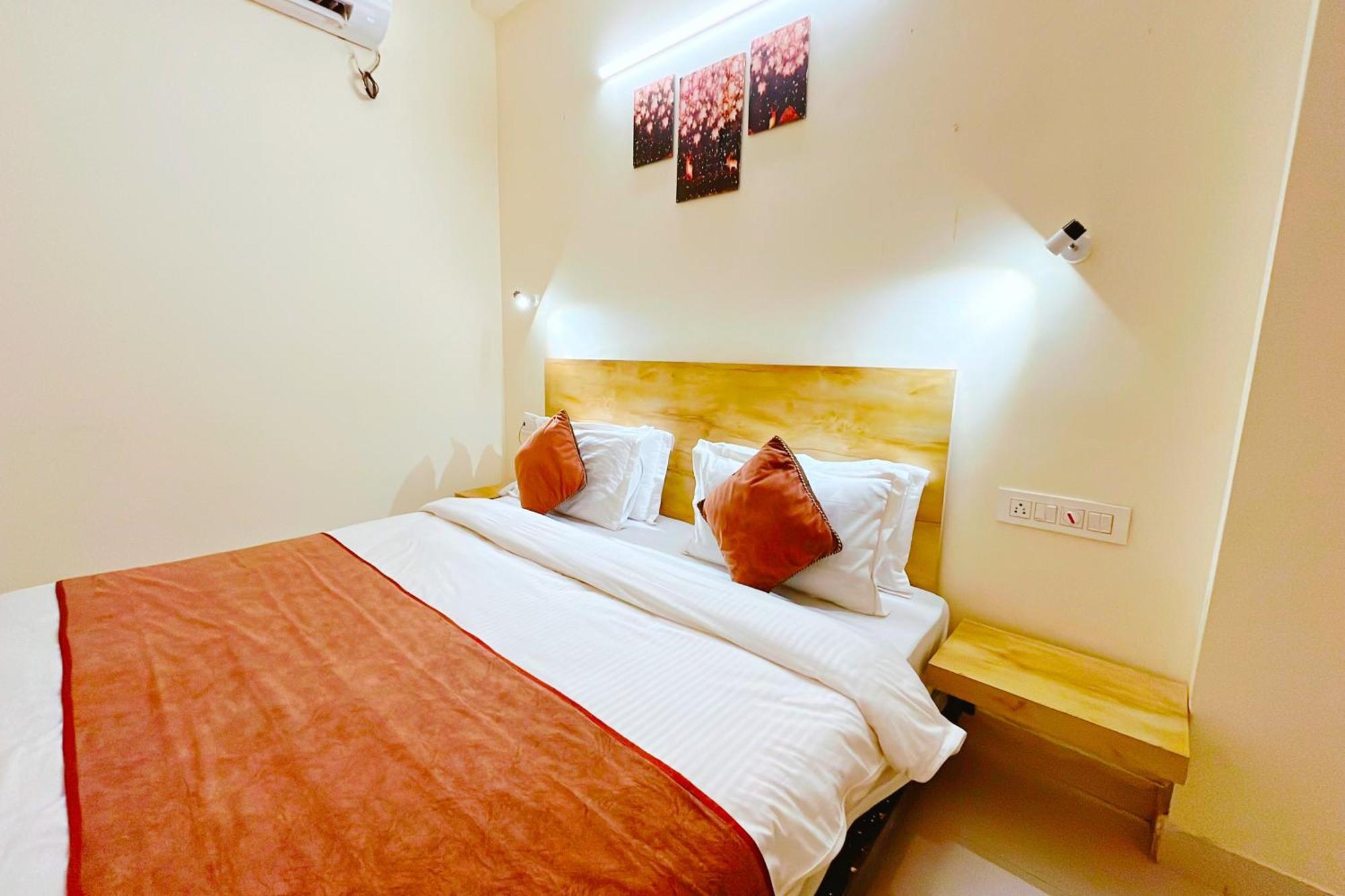 Ganga Ashoka Hotel רישיקש מראה חיצוני תמונה